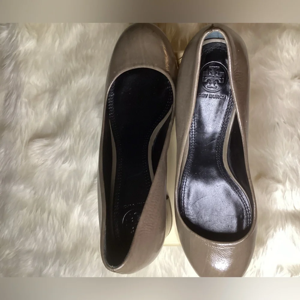 Tory Burch Taupe Leather Block heels